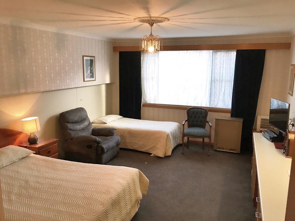 Motel Mayfair On Cavell Hobart Buitenkant foto
