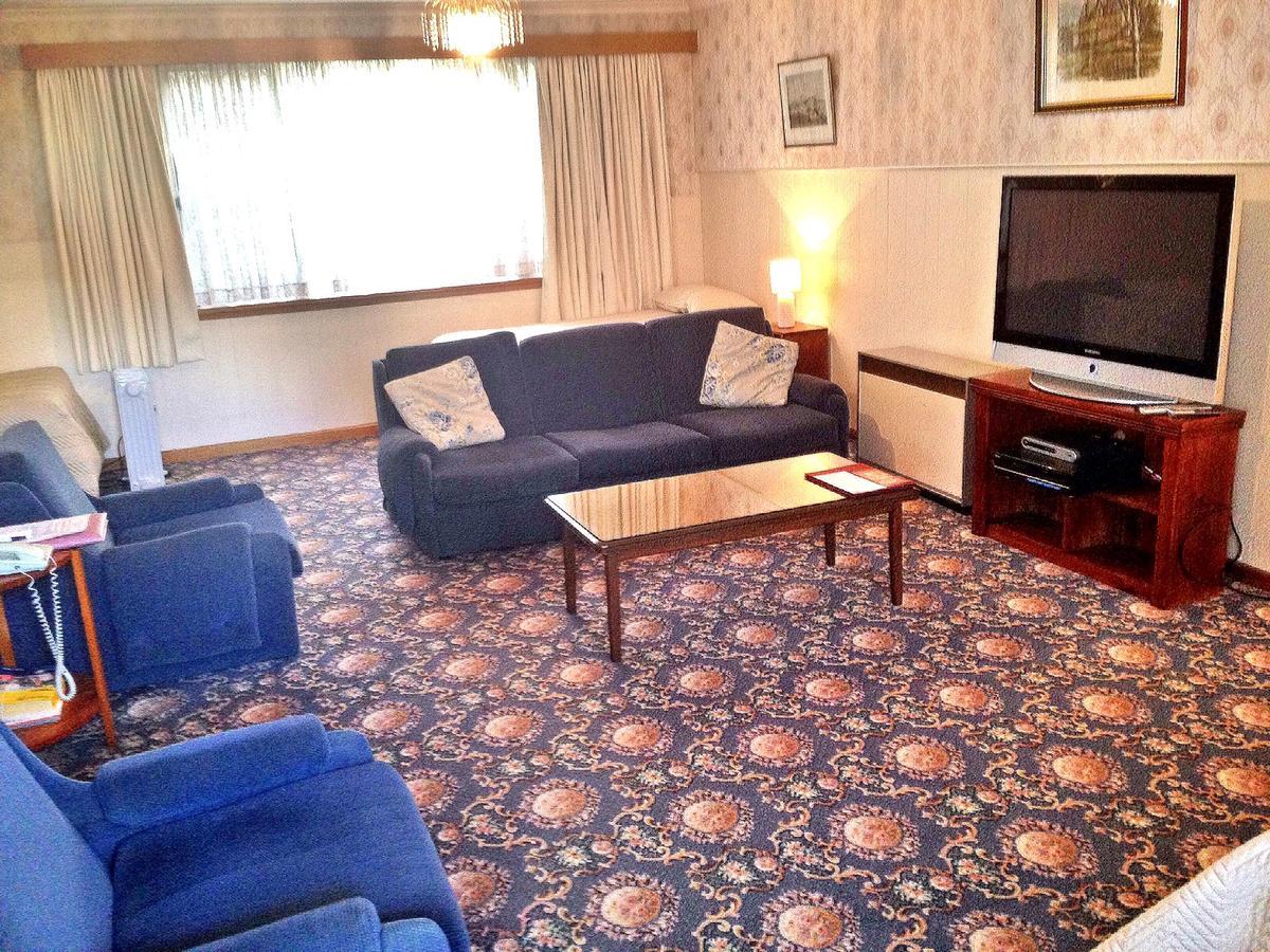Motel Mayfair On Cavell Hobart Buitenkant foto