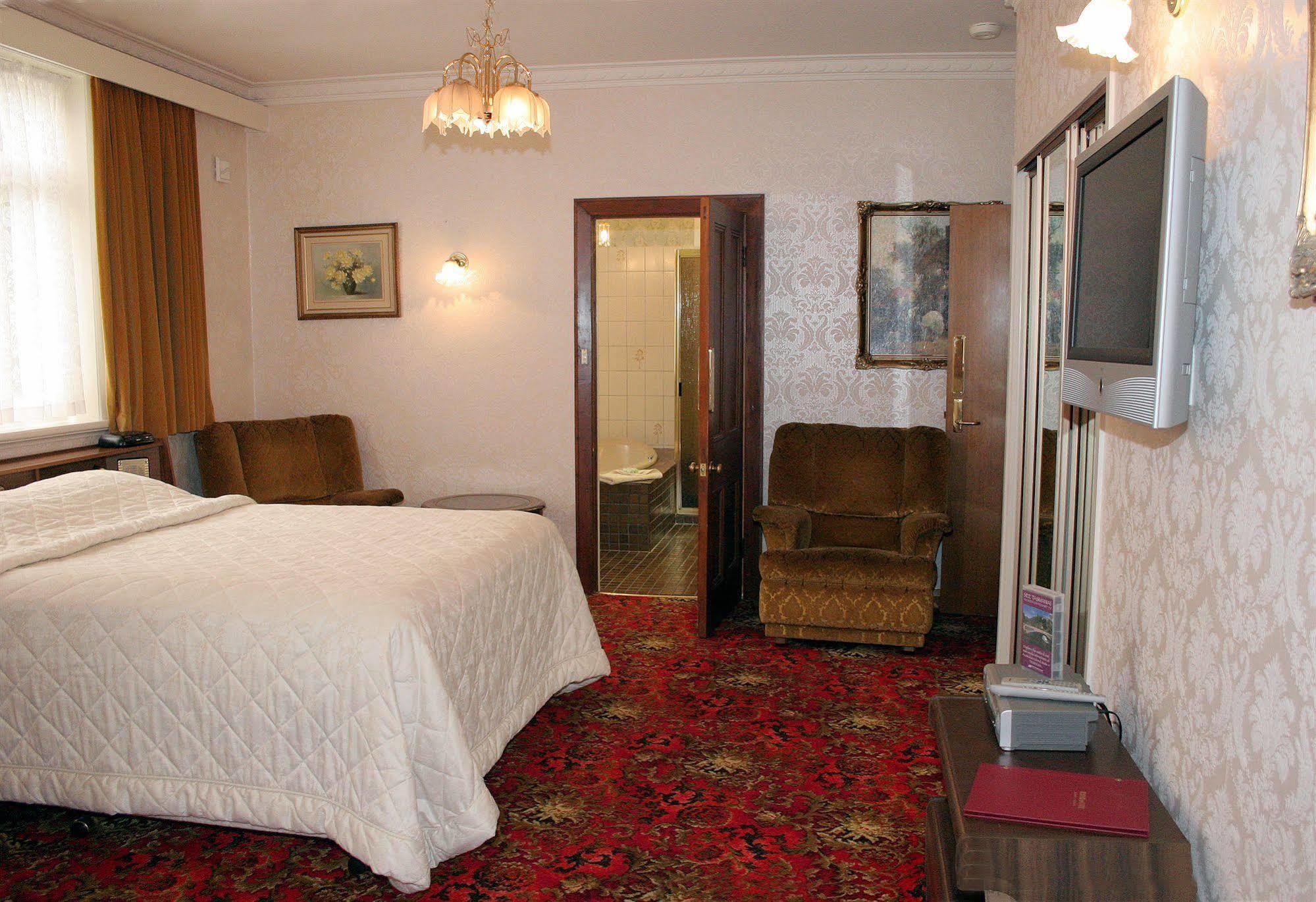 Motel Mayfair On Cavell Hobart Buitenkant foto