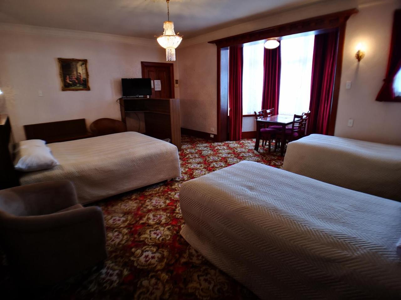 Motel Mayfair On Cavell Hobart Buitenkant foto