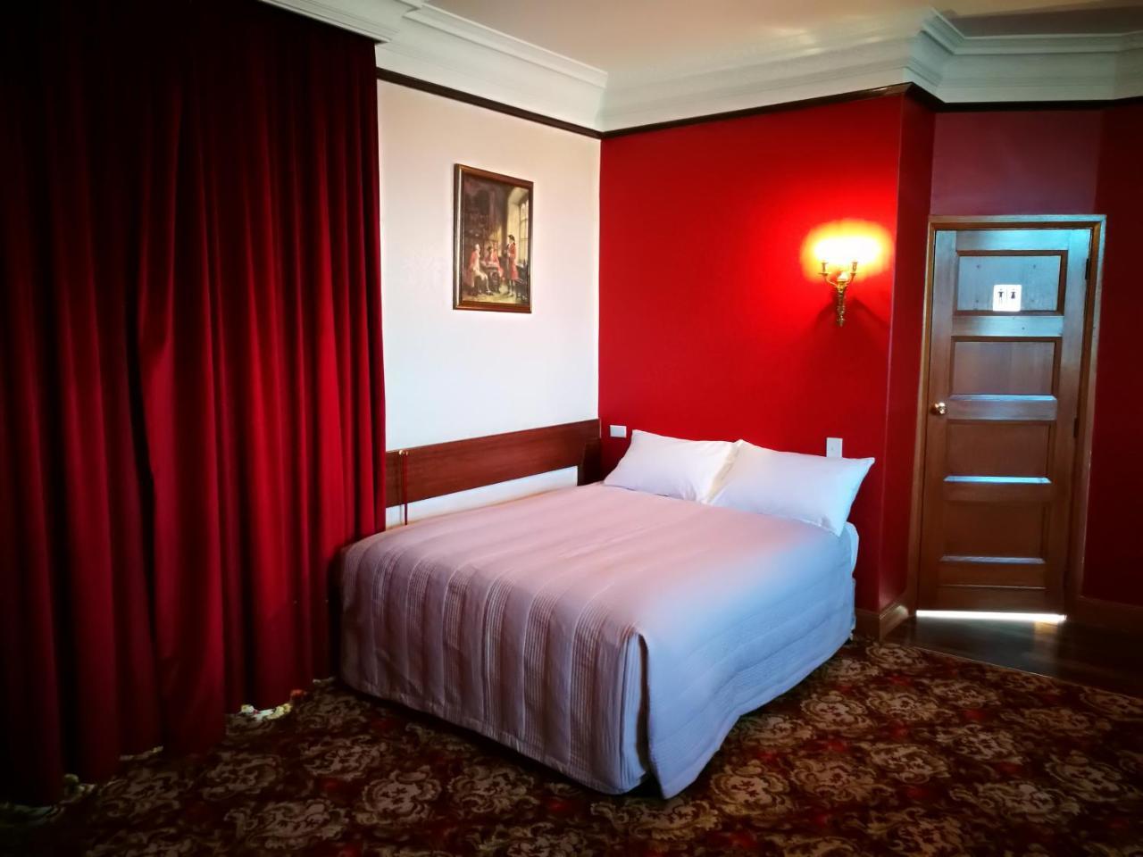 Motel Mayfair On Cavell Hobart Buitenkant foto