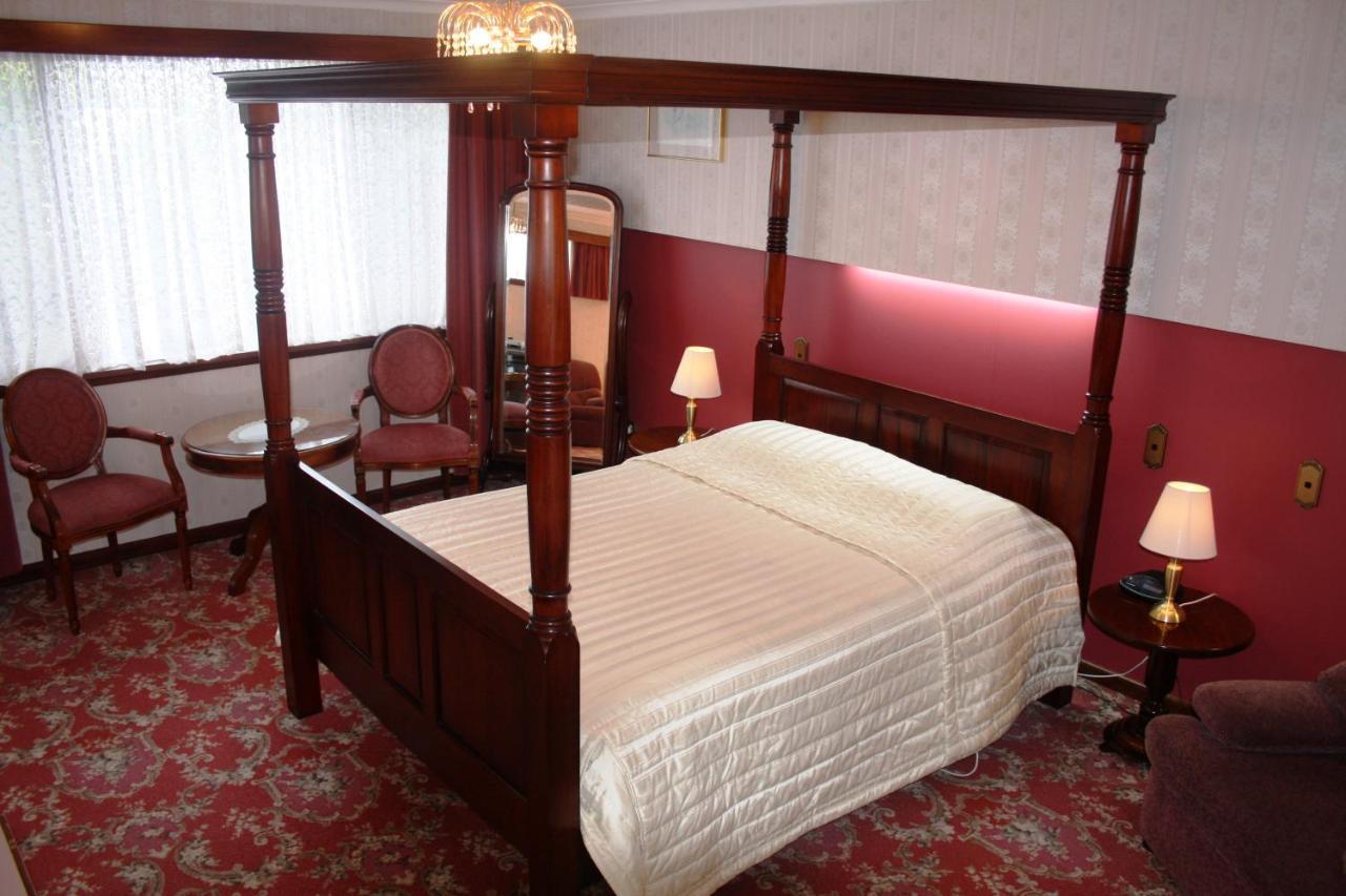Motel Mayfair On Cavell Hobart Buitenkant foto